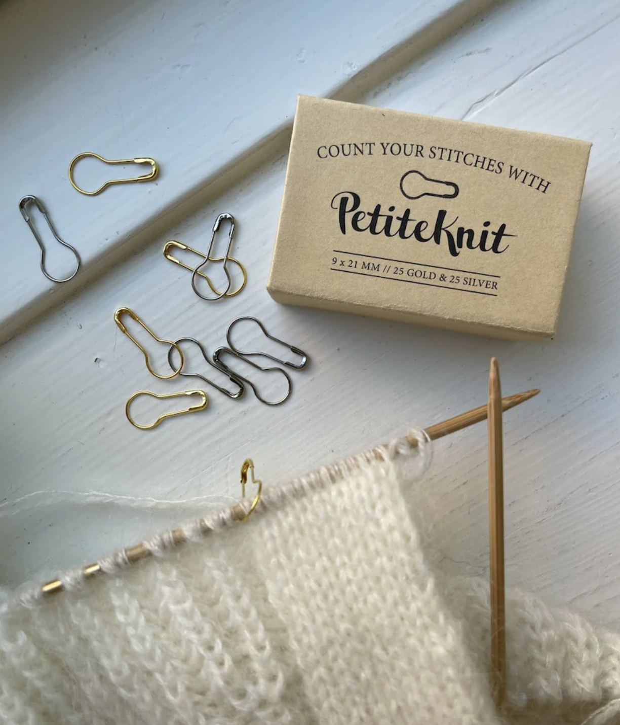 Caja de marcadores "Count
your stitches with Petiteknit"