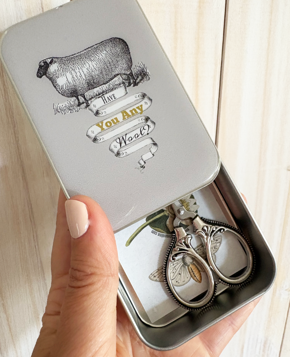 Tijera Compacta para tu Cajita Metálica