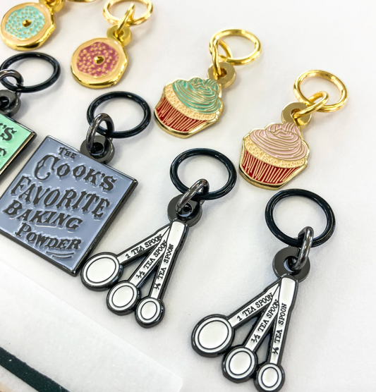 Set de marcadores esmaltados "Bakery Delights" 🧁🍩