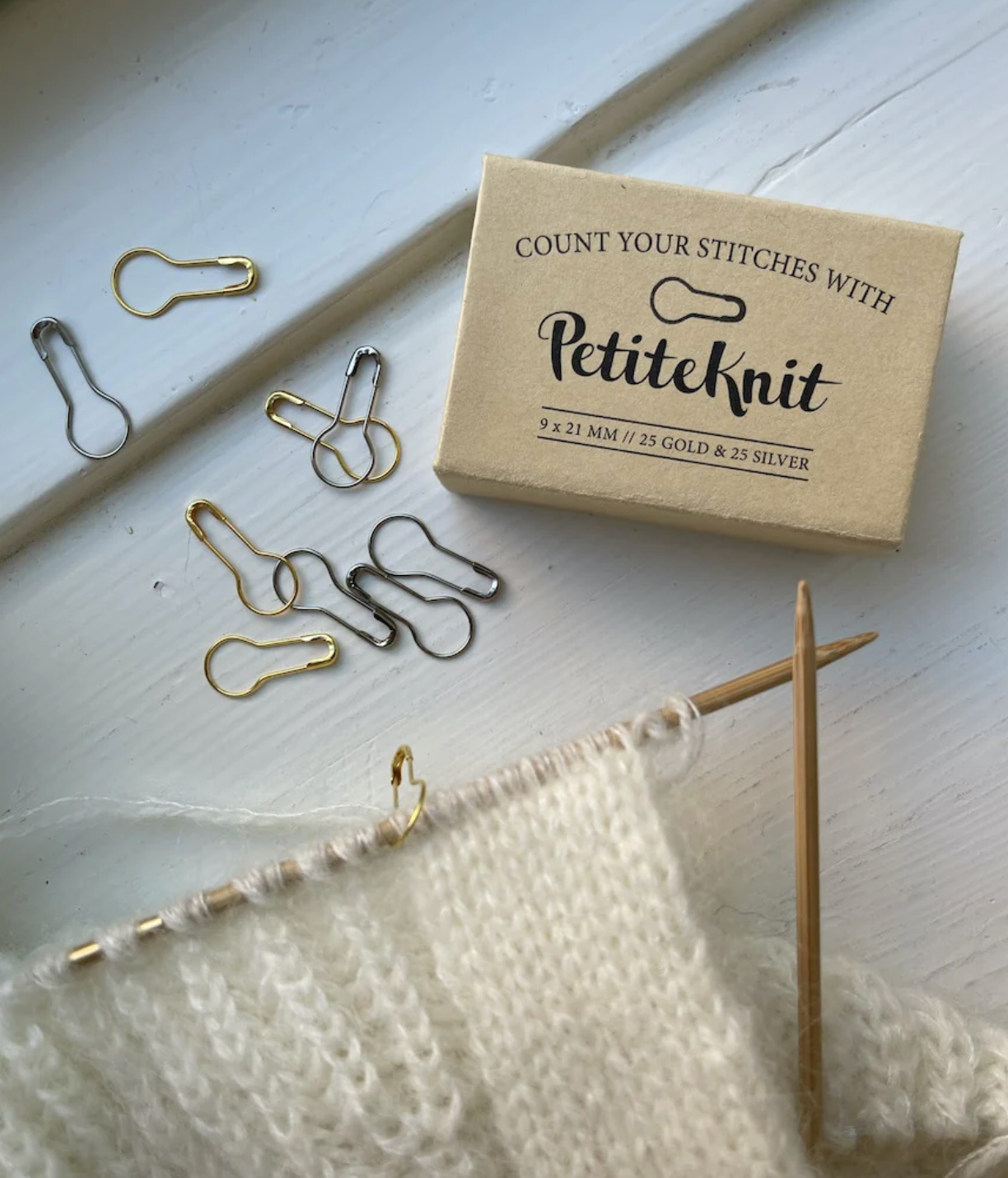 Caja de marcadores "Count 
your stitches with Petiteknit"